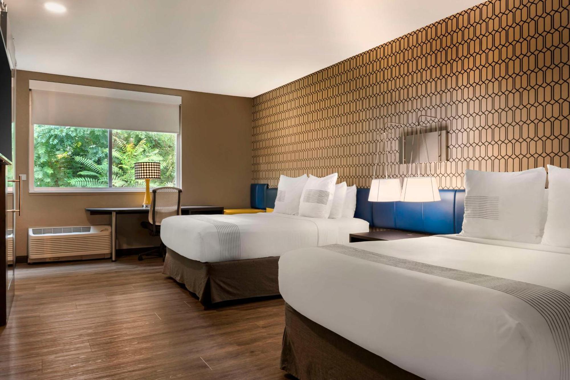 Glo Hotel Asheville-Blue Ridge Parkway Экстерьер фото