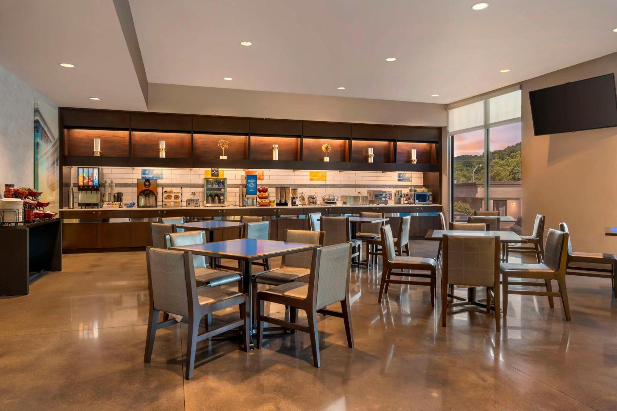 Glo Hotel Asheville-Blue Ridge Parkway Экстерьер фото